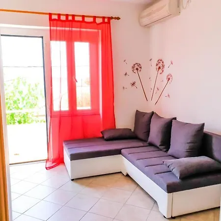 Uranus Apartment *