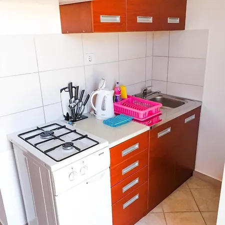 Uranus Apartament Rab Town