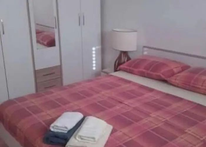 Apartment Uranus *